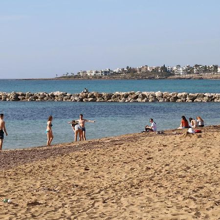 Cyking 2 Bed Apartment With Pool & 10 Min To Beach Paphos Exterior photo